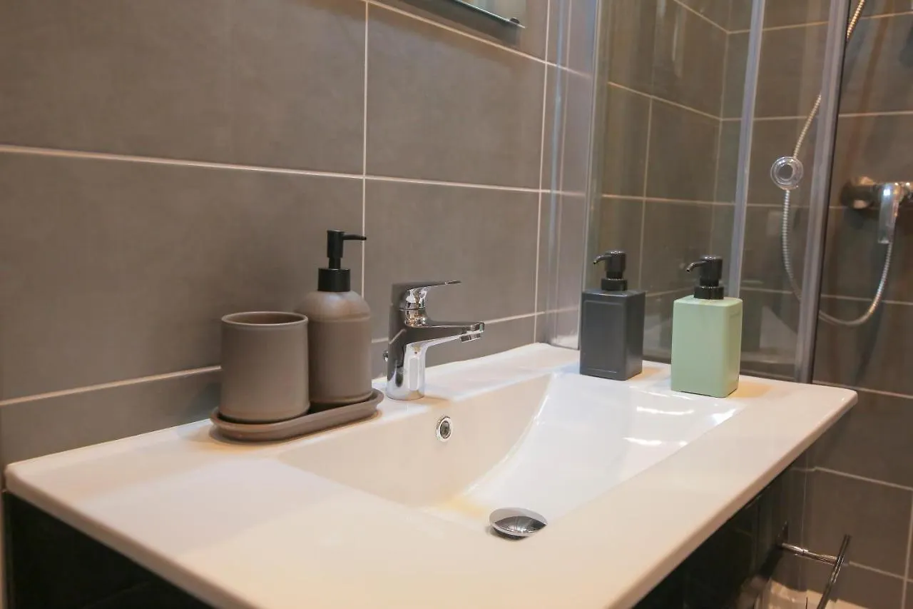 Appartement Le Rétro, T2 hypercentre chic et cosy, Wifi par SOVALFI à Saint-Etienne  Saint-Etienne (Loire)